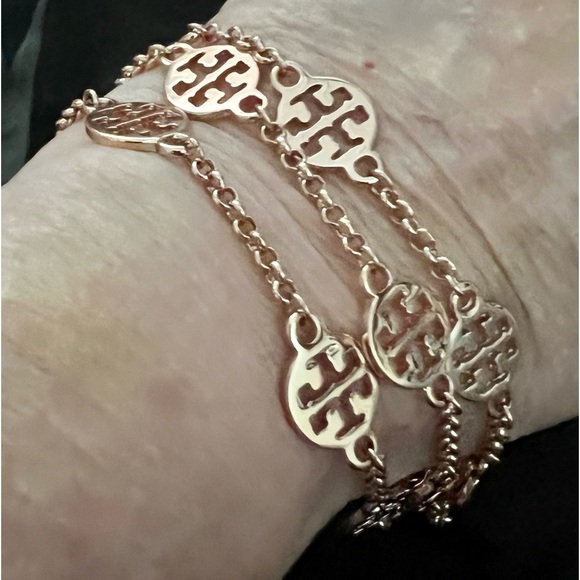 NWOT Tory Burch Authentic Rose Gold Signature Logo 3 Strand Logo Bracelet - Picture 11 of 14